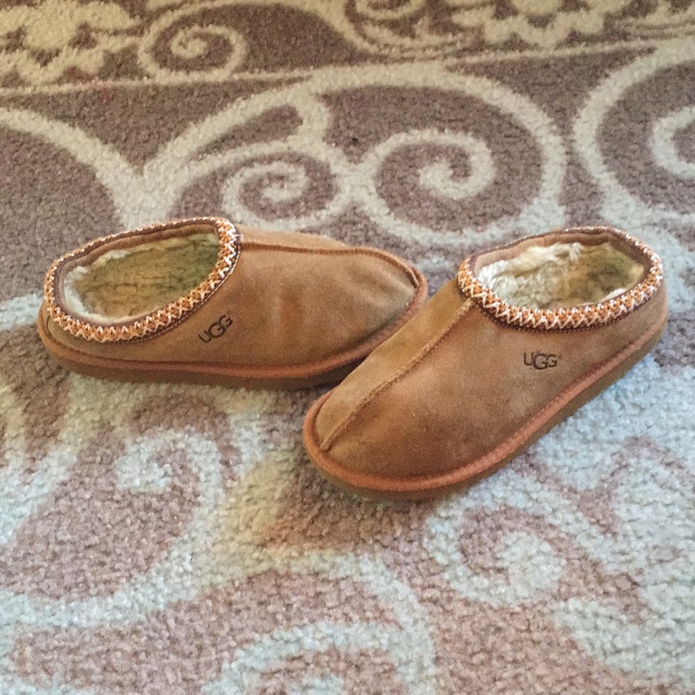 UGG Tasman Tan Slippers